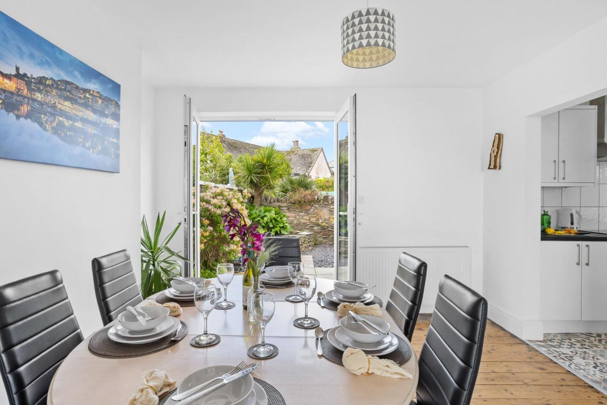 Villa Lighthouse View à Brixham Extérieur photo